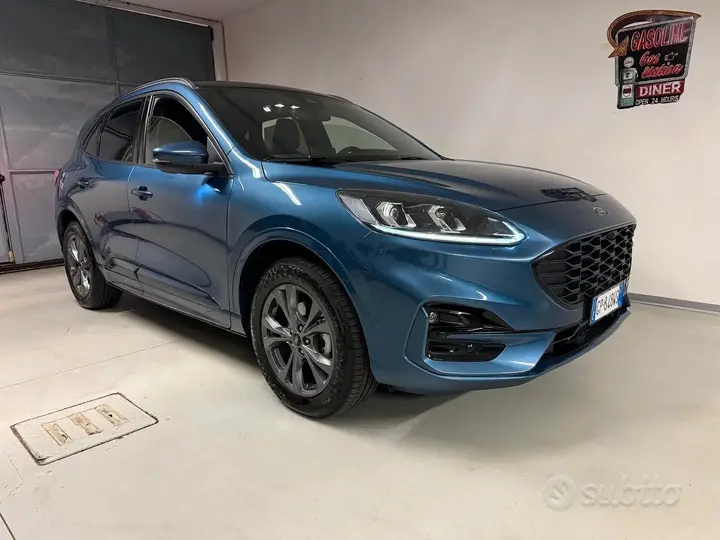 Ford Kuga 2023 photo 3