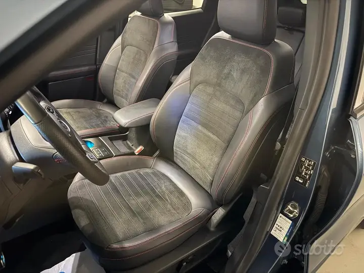 Ford Kuga 2023 photo 5