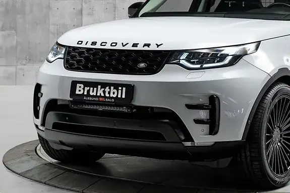 Land Rover Discovery 2019 photo 2