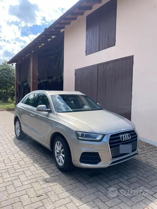 Audi Q3 2014 photo 2