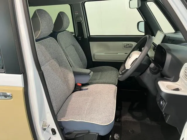 Daihatsu Mouve Canvas Stripe G 9 2025 photo 5