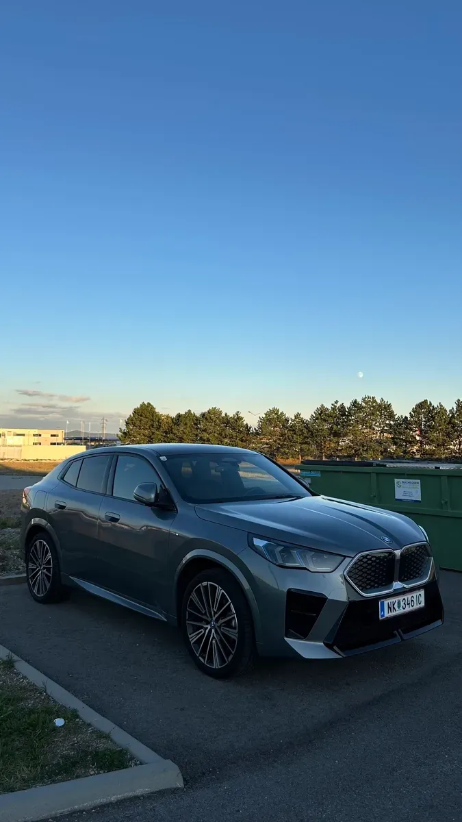 BMW Ix2