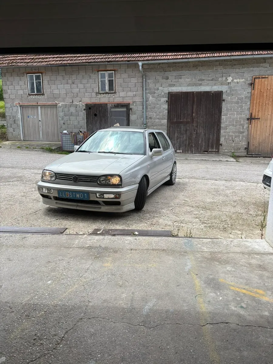 Volkswagen Golf 1993 photo 3