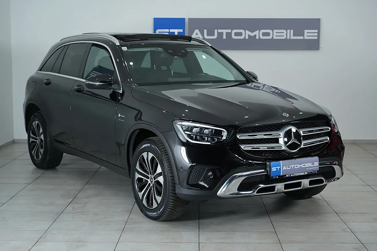 Mercedes-Benz Glc-Class 2020 photo 2
