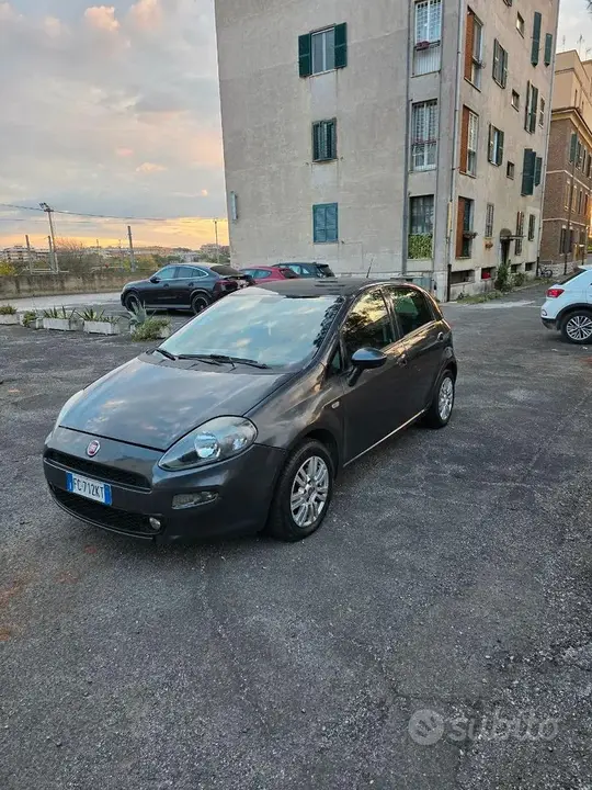 Fiat Grande Punto 2015 photo 2