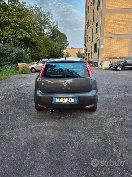 Fiat Grande Punto 2015 photo 4