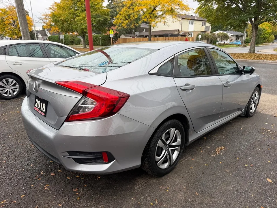 Honda Civic 2018 photo 4