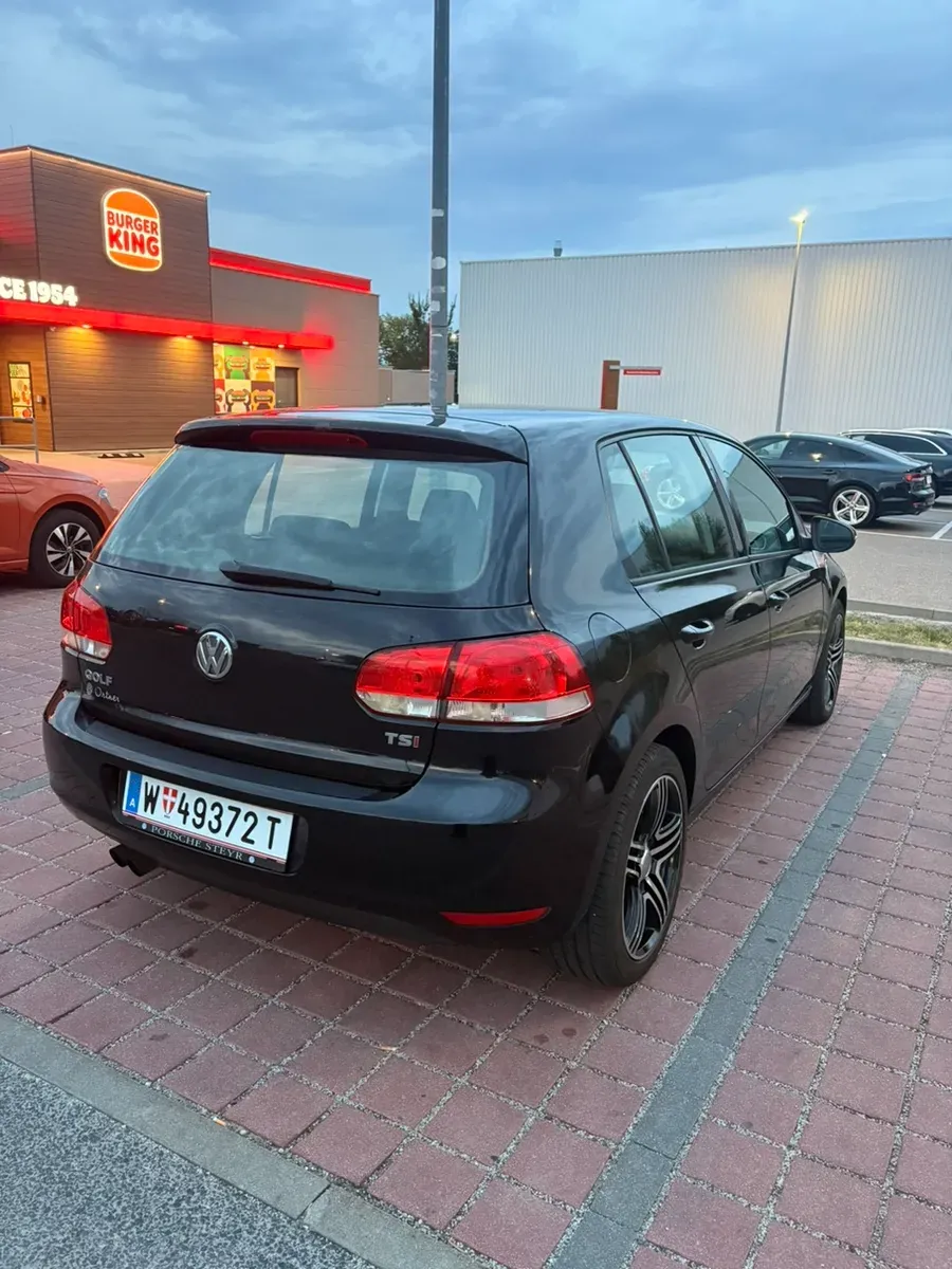 Volkswagen Golf 2009 photo 3