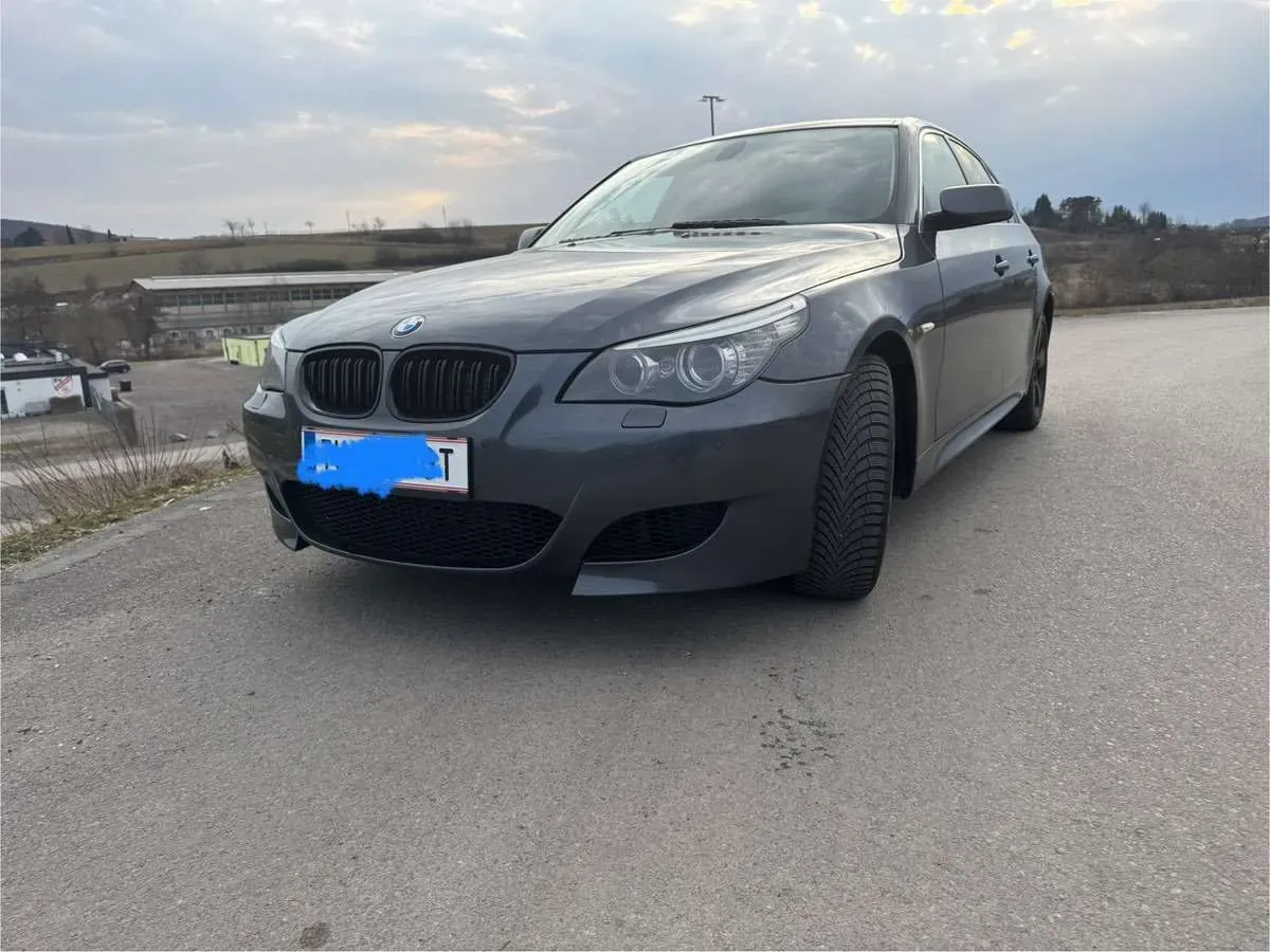 BMW 5 Series 2007 photo 2