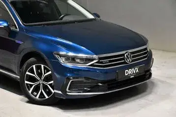 Volkswagen Passat 2021 photo 2