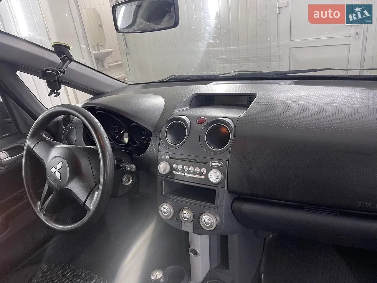 Mitsubishi Colt 2008 photo 2