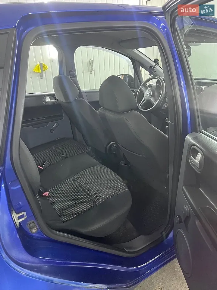 Mitsubishi Colt 2008 photo 3