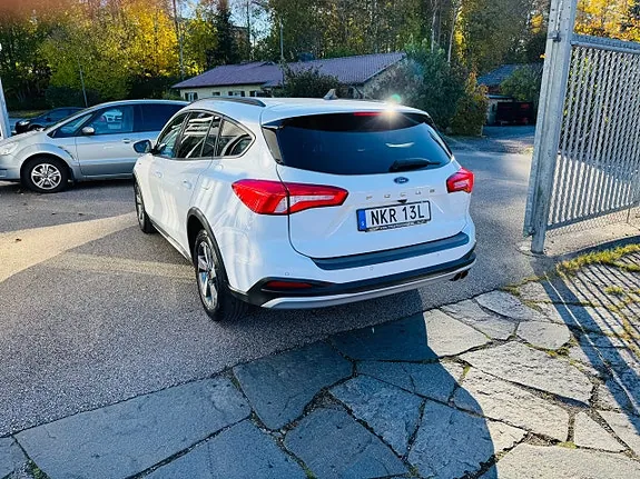 Ford Focus 2022 photo 4