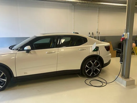 Polestar 2 2021 photo 5