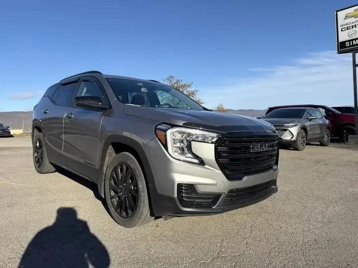GMC Terrain 2023 photo 4