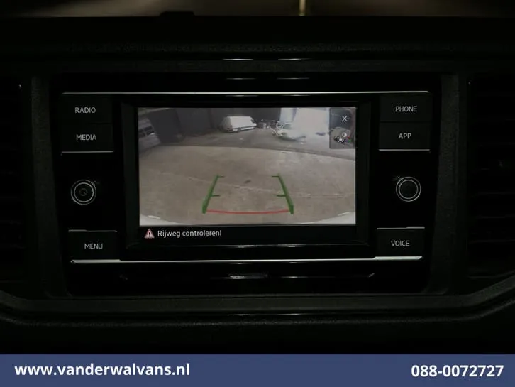Volkswagen Crafter 2022 photo 2