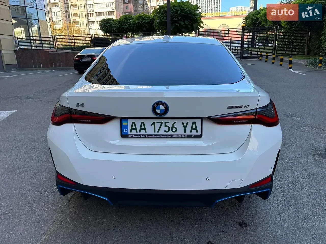 BMW I4 2022 photo 5