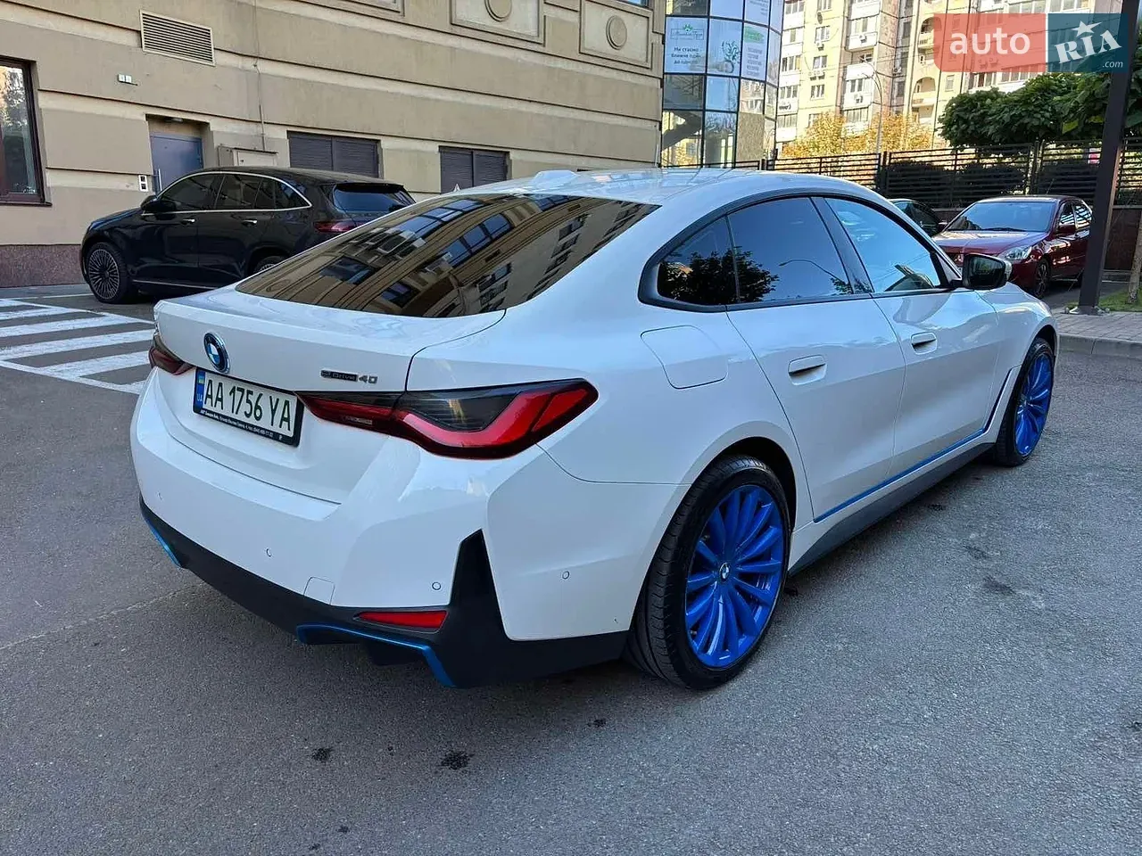 BMW I4 2022 photo 4