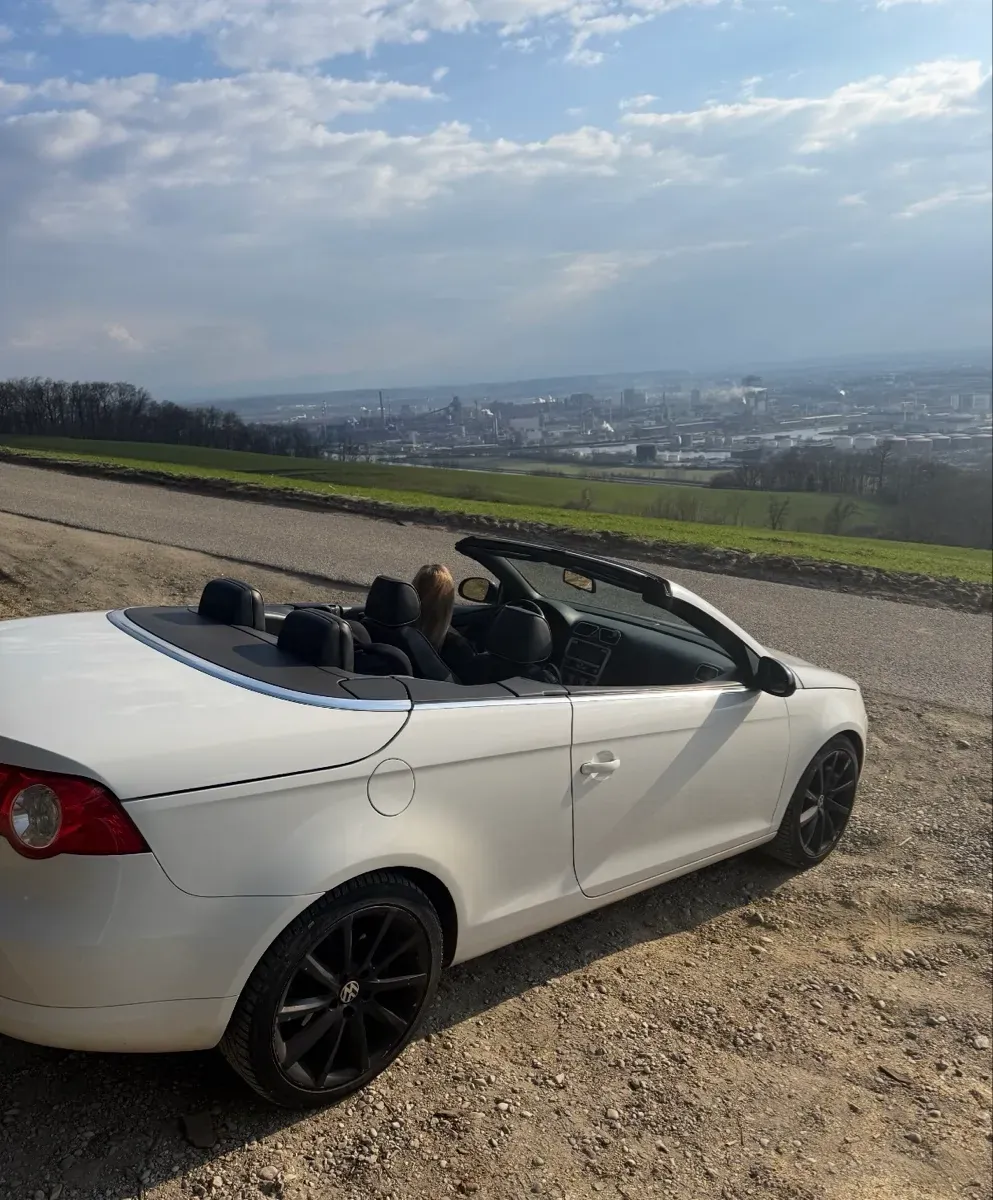 Volkswagen Eos