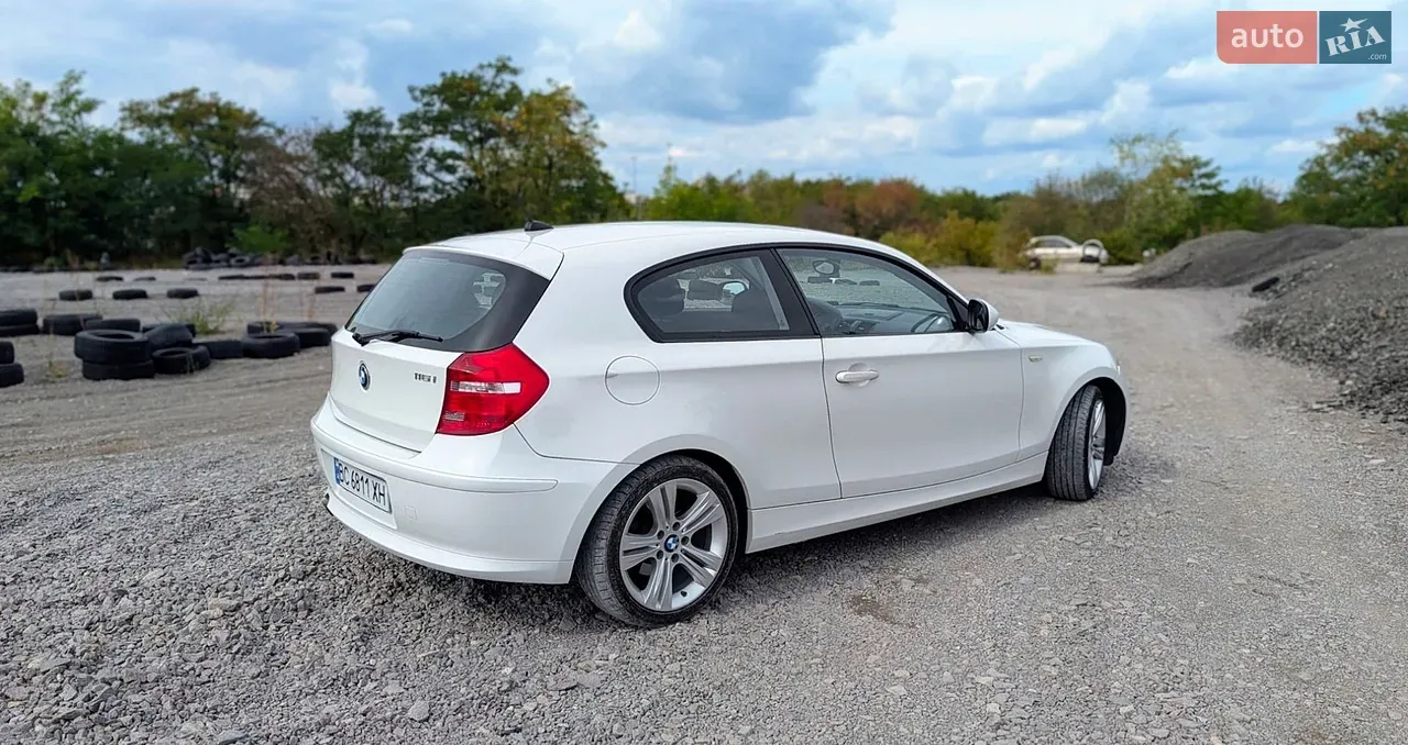 BMW 1 Series 2009 photo 5