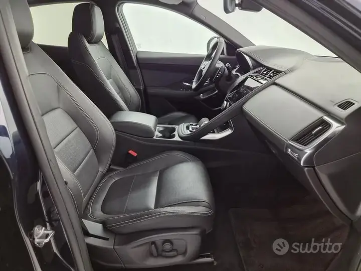 Jaguar E-Pace 2022 photo 3