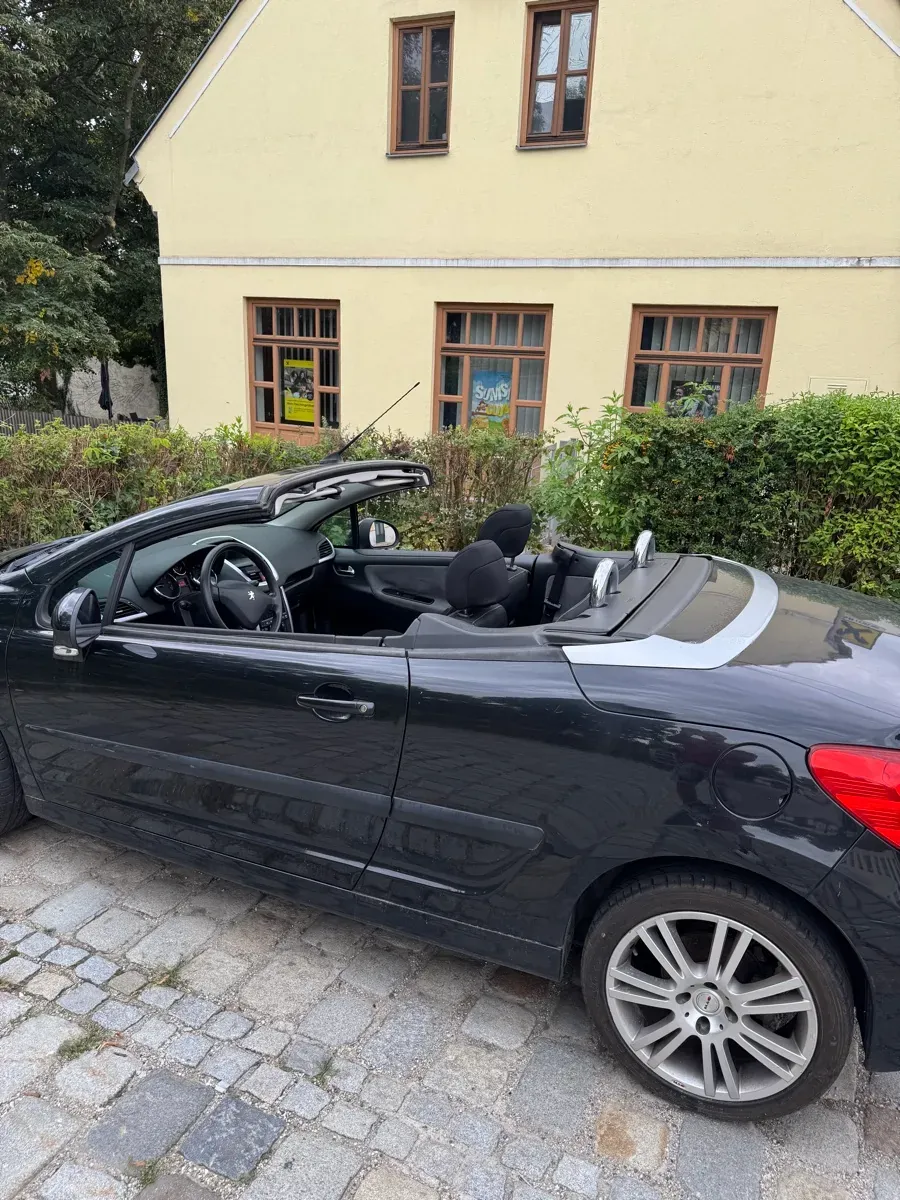 Peugeot 207 2008 photo 2