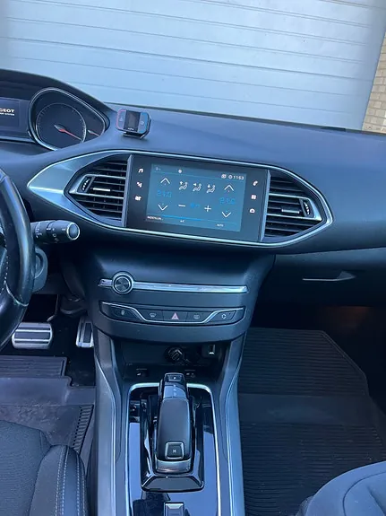 Peugeot 308 2018 photo 3