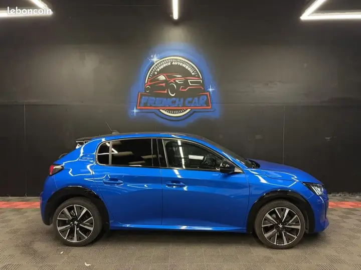 Peugeot 208 2019 photo 4