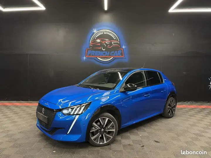 Peugeot 208 2019 photo 2