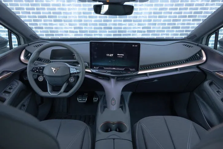 Cupra Tavascan 2025 photo 2
