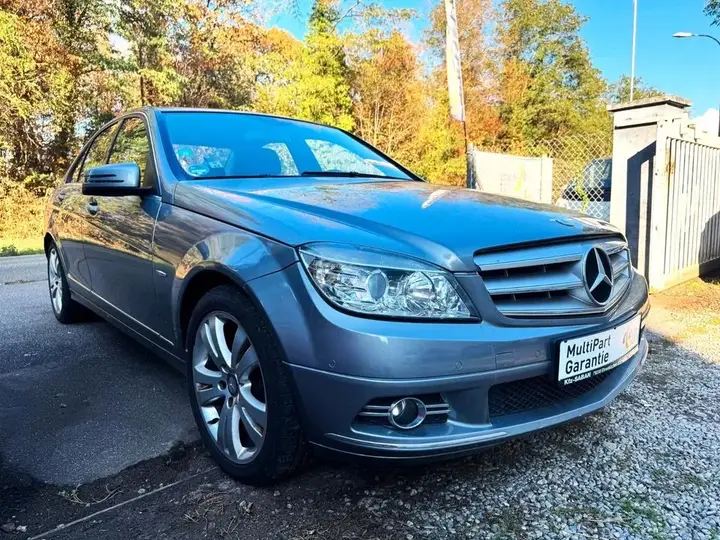 Mercedes-Benz C180