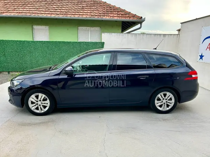 Peugeot 308 2018 photo 3