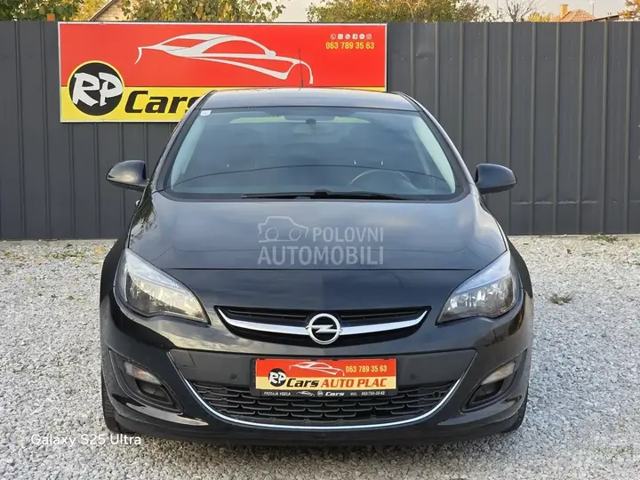 Opel Astra J 2012 photo 5