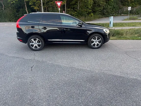 Volvo Xc60 2015 photo 2