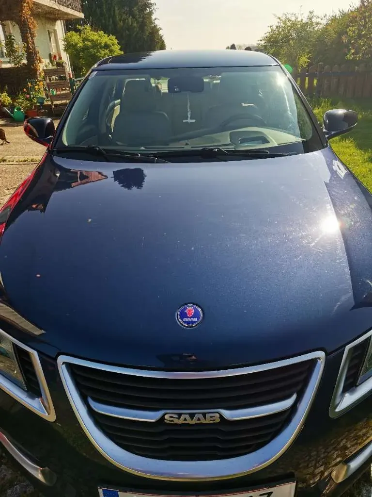 Saab 9-5 2011 photo 2