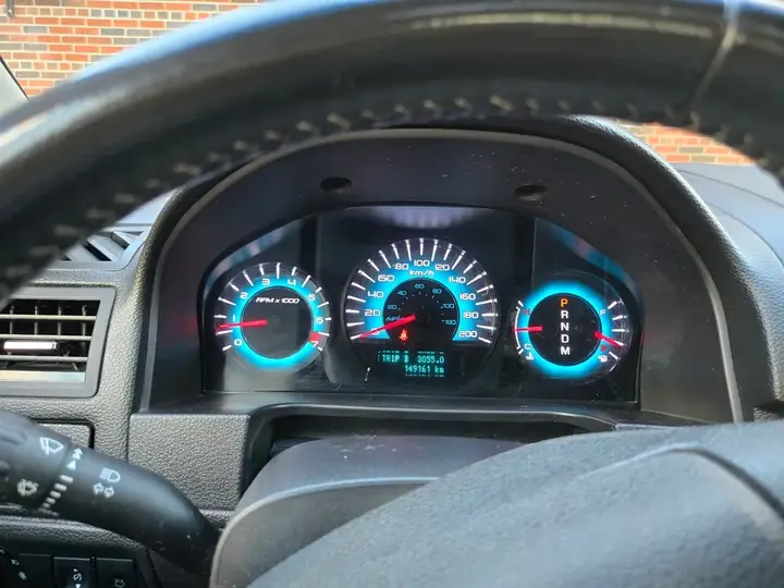 Ford Fusion 2011 photo 4