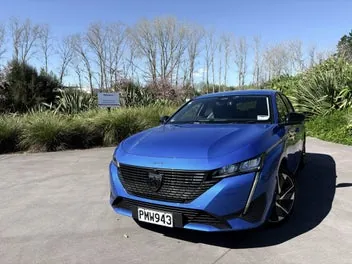 Peugeot 308 2022 photo 4
