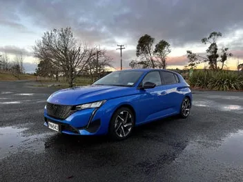 Peugeot 308 2022 photo 2