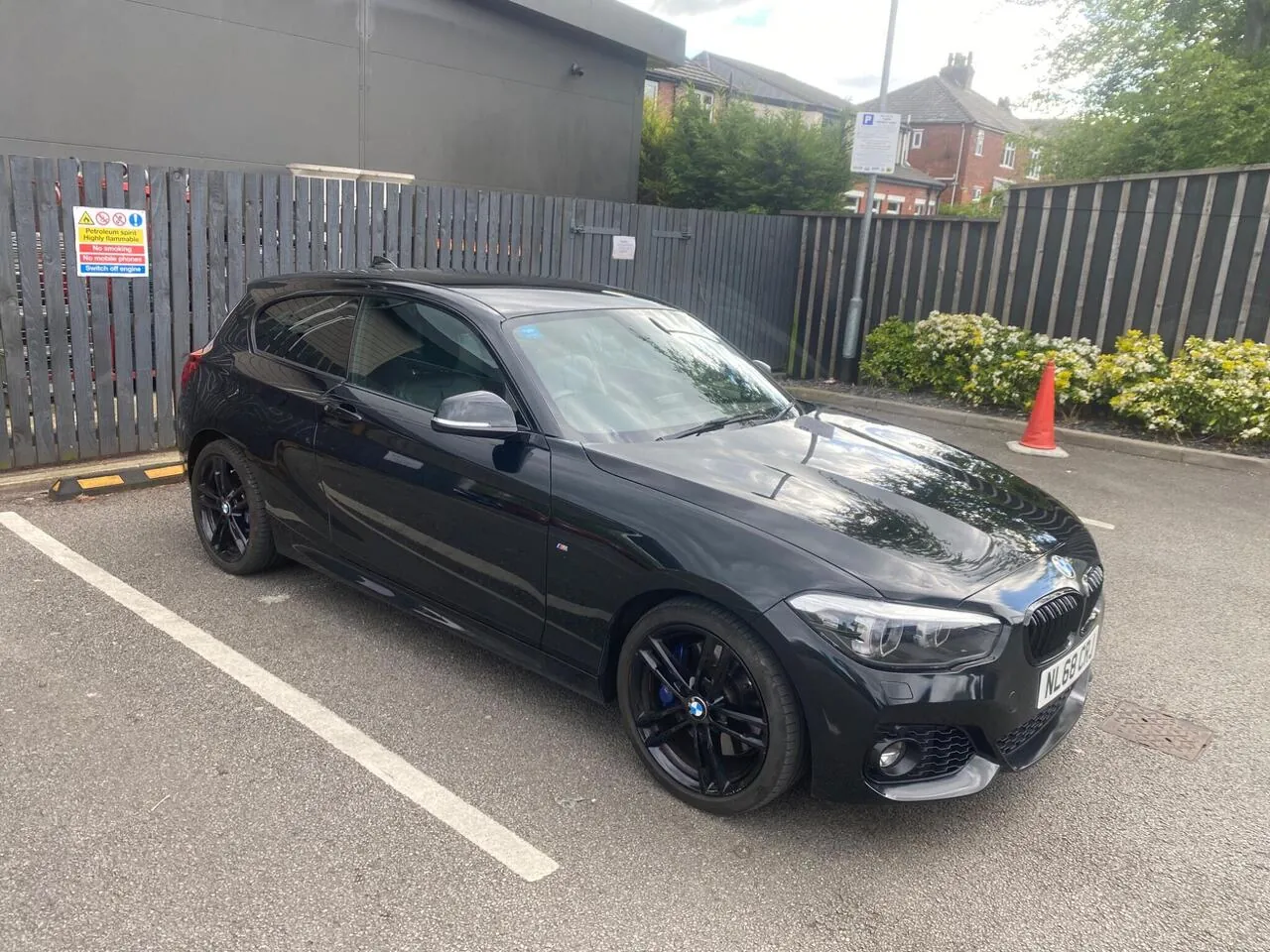 BMW 1 Series 2018 photo 2
