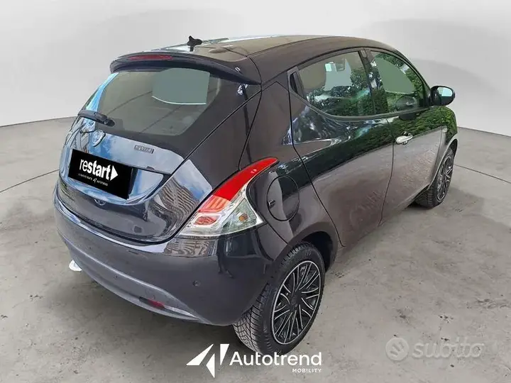 Lancia Ypsilon 2023 photo 5