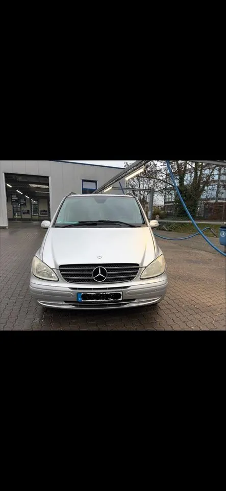 Mercedes-Benz Viano