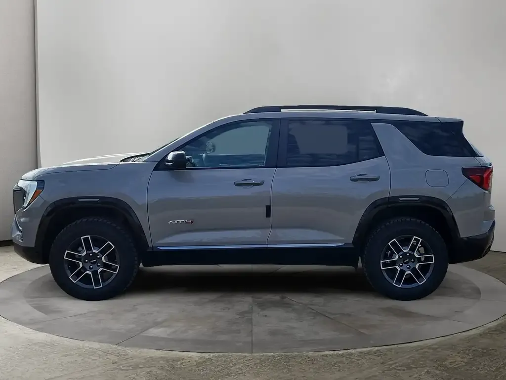 GMC Terrain 2027 photo 2