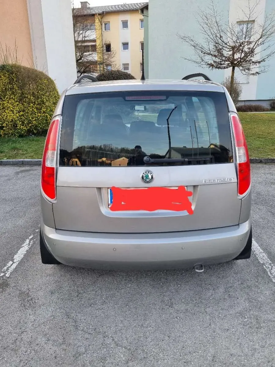 Skoda Roomster 2012 photo 3