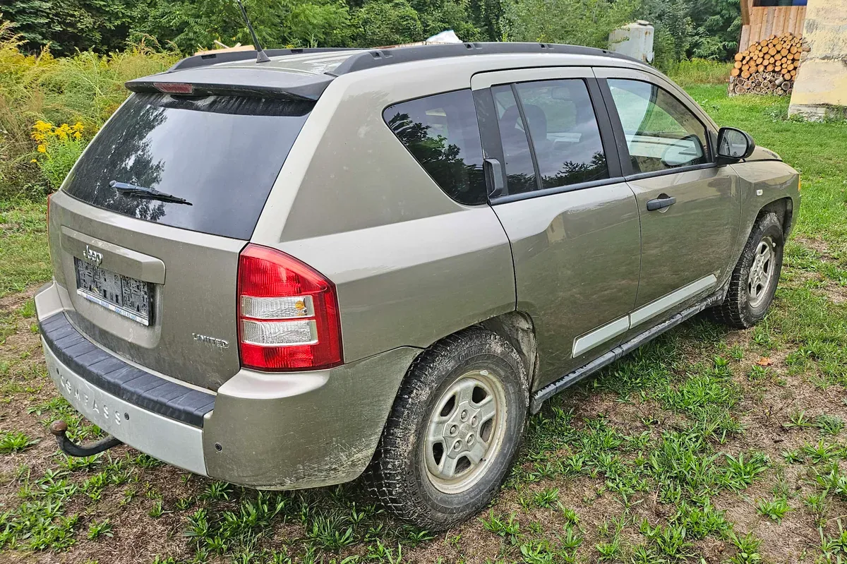 Jeep Compass 2008 photo 2