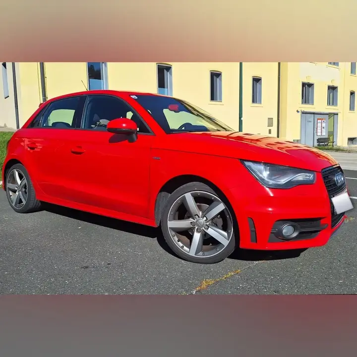 Audi A1 2014 photo 2