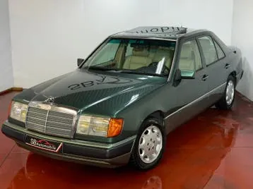 Mercedes-Benz E 320 1993 photo 2