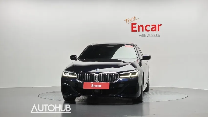 BMW 520I 2023 photo 3