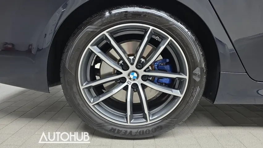 BMW 520I 2023 photo 5