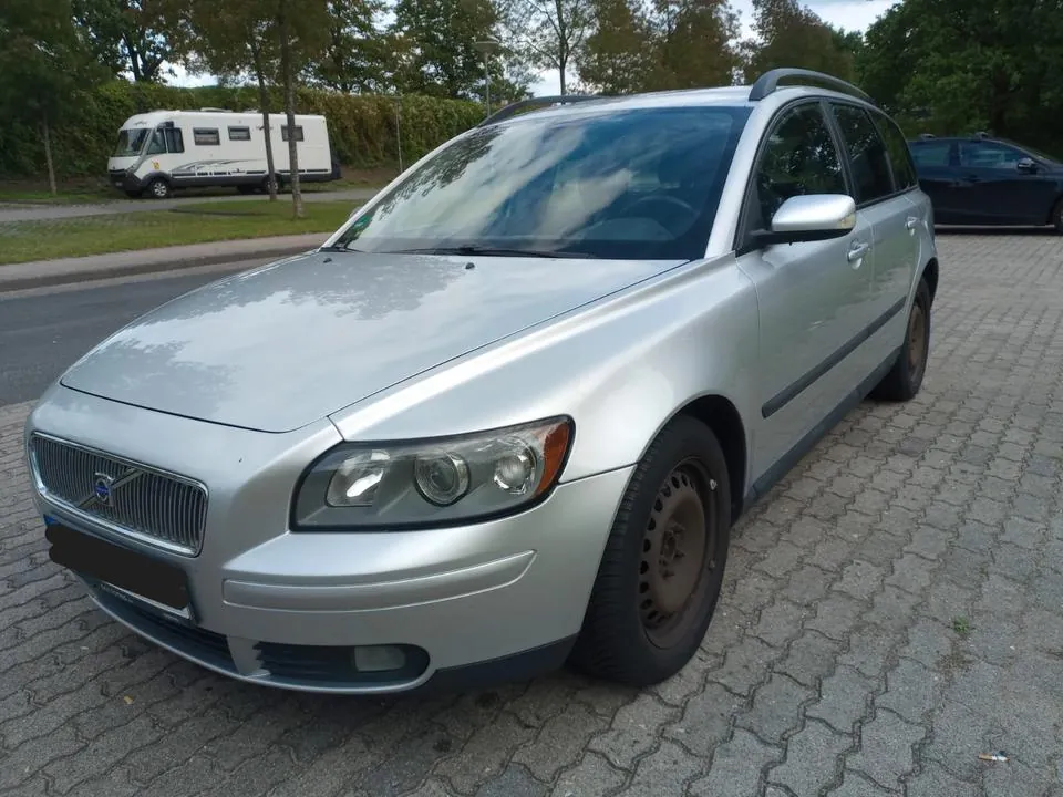 Volvo V50