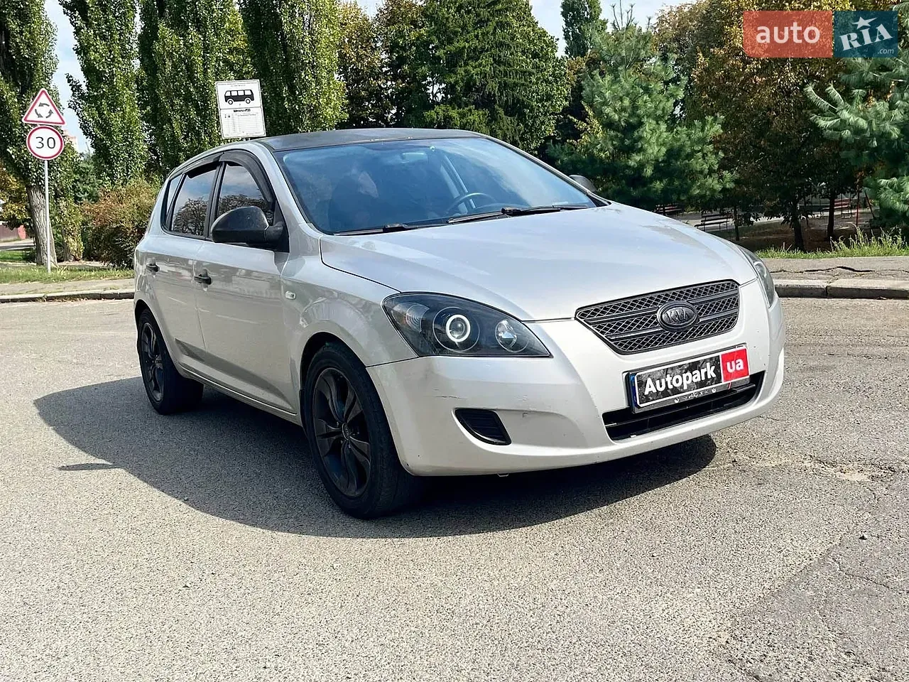 Kia Ceed 2007 photo 3